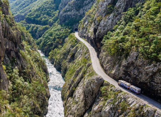 Montenegro_MountainRoad_MoracaCanyon_roads2drive5
